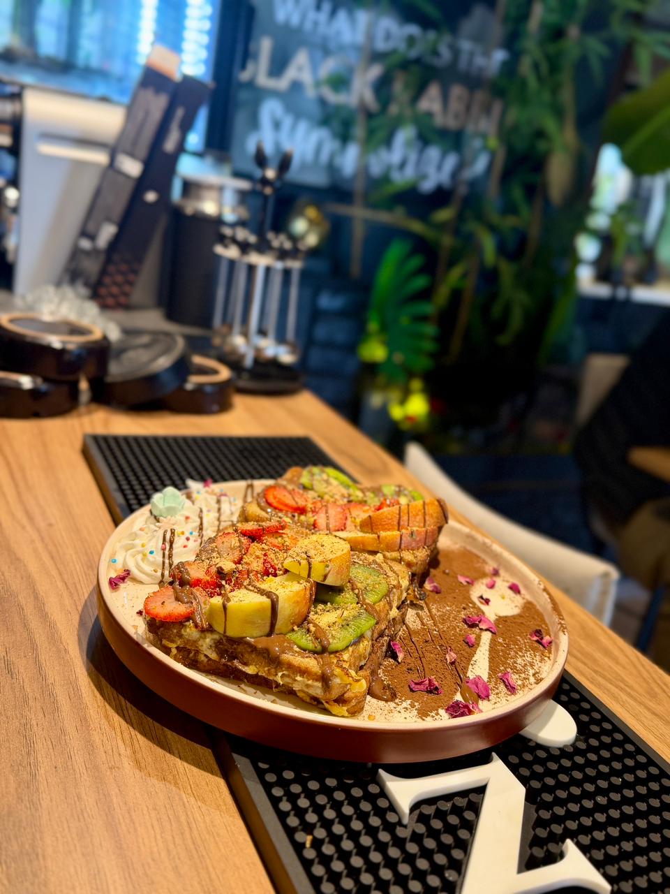 Fresh toast addict